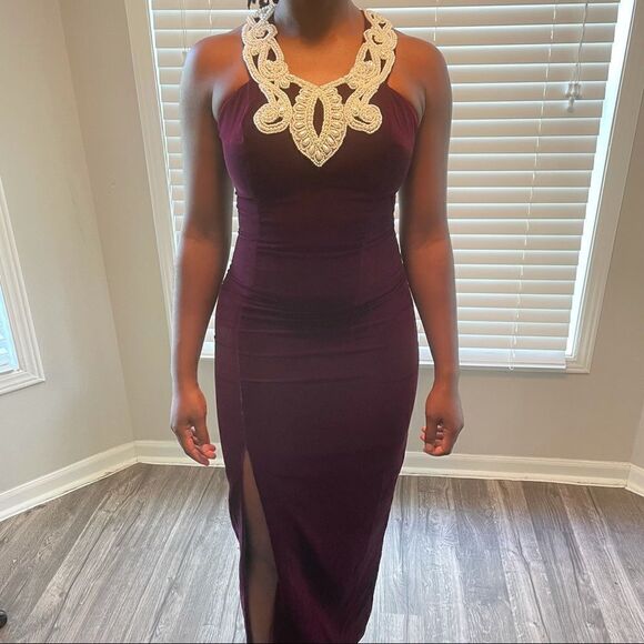 Jessica McClintock Gunn Sax Vintage Velvet and Pearl Thigh Split Evening Gown - Picture 10 of 12